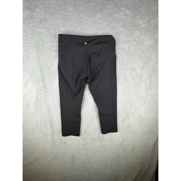 Lululemon capri leggings  older style size 8 - Picture 5 of 7